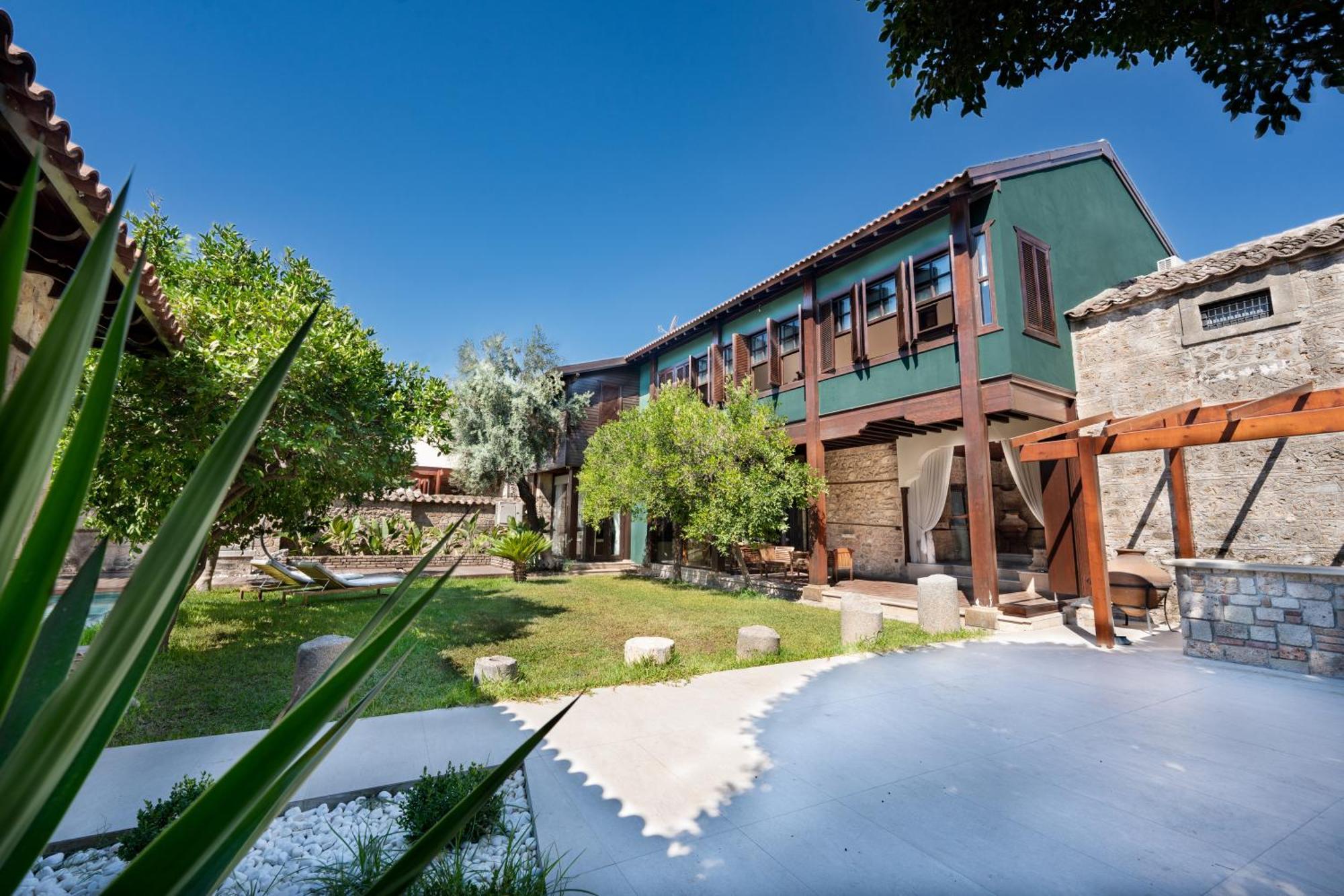 House 5 Hotel Анталия Екстериор снимка