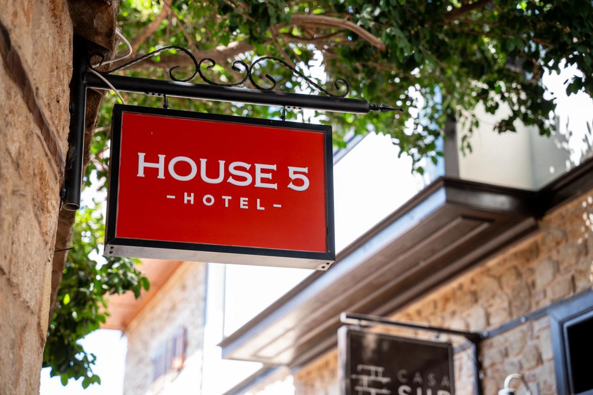 House 5 Hotel Анталия Екстериор снимка