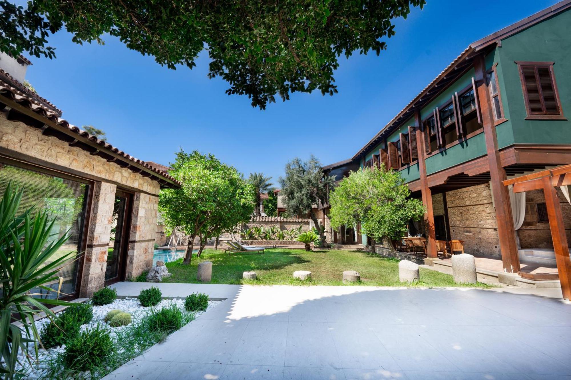 House 5 Hotel Анталия Екстериор снимка